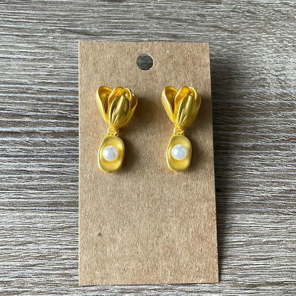 Vintage style flower drop earrings N4